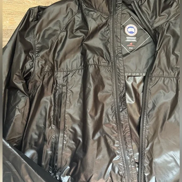 Canada goose lightweight jacket - Picture 5 of 6
